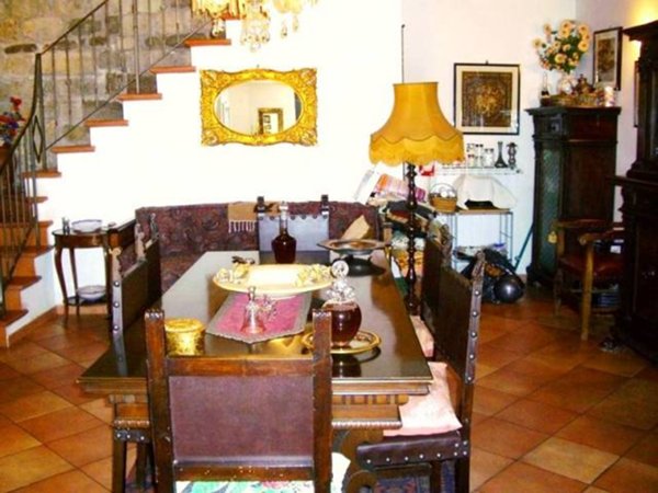casa indipendente in vendita a Cavriglia