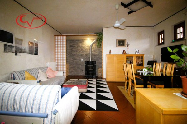 casa indipendente in vendita a Cavriglia