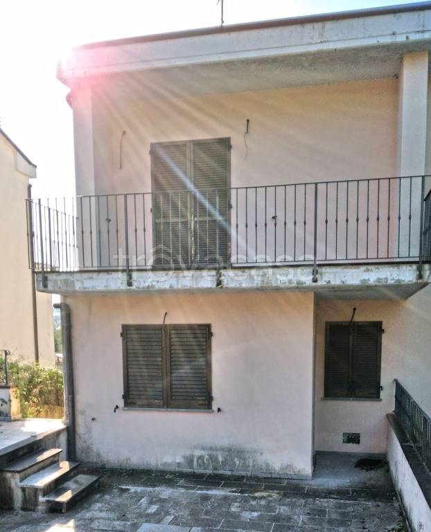 appartamento in vendita a Cavriglia in zona Castelnuovo dei Sabbioni