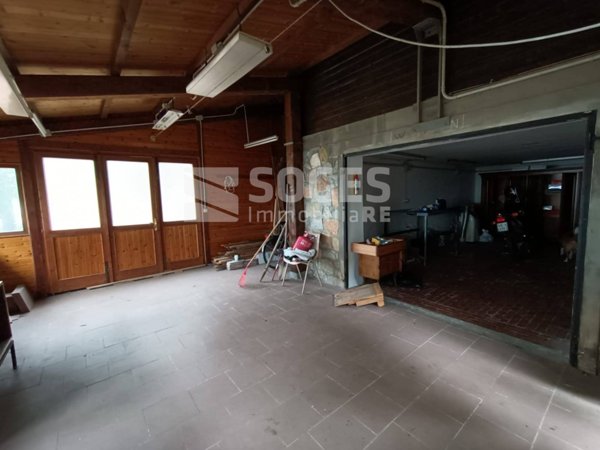 casa indipendente in vendita a Cavriglia