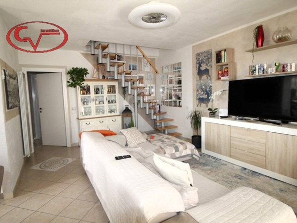 casa indipendente in vendita a Cavriglia