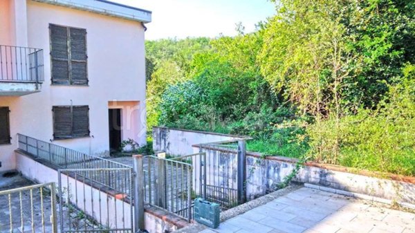 casa indipendente in vendita a Cavriglia in zona Castelnuovo dei Sabbioni
