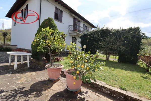 casa indipendente in vendita a Cavriglia