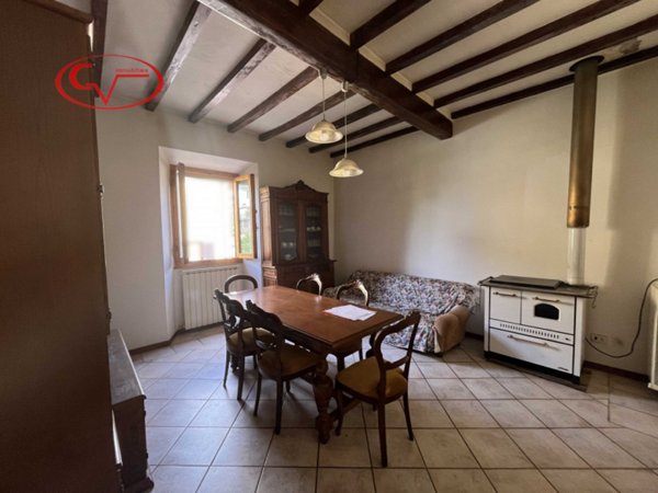 casa indipendente in vendita a Cavriglia