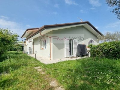 casa indipendente in vendita a Cavriglia