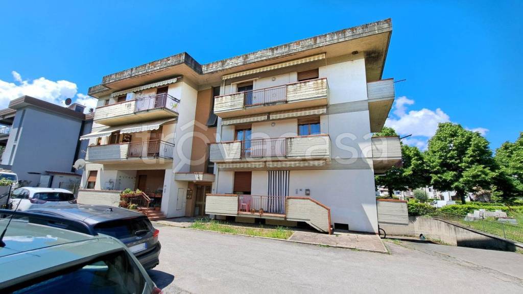 appartamento in vendita a Cavriglia in zona Vacchereccia