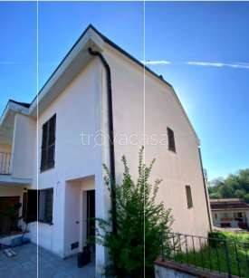 casa indipendente in vendita a Cavriglia in zona Castelnuovo dei Sabbioni