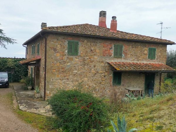 casa indipendente in vendita a Cavriglia