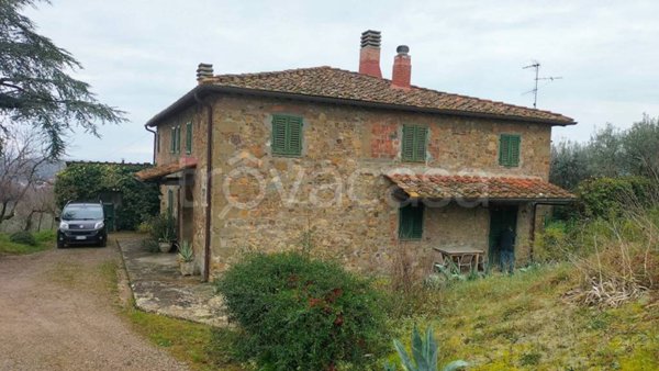 casa indipendente in vendita a Cavriglia