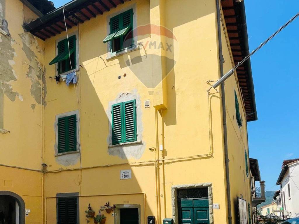 appartamento in vendita a Cavriglia in zona Meleto