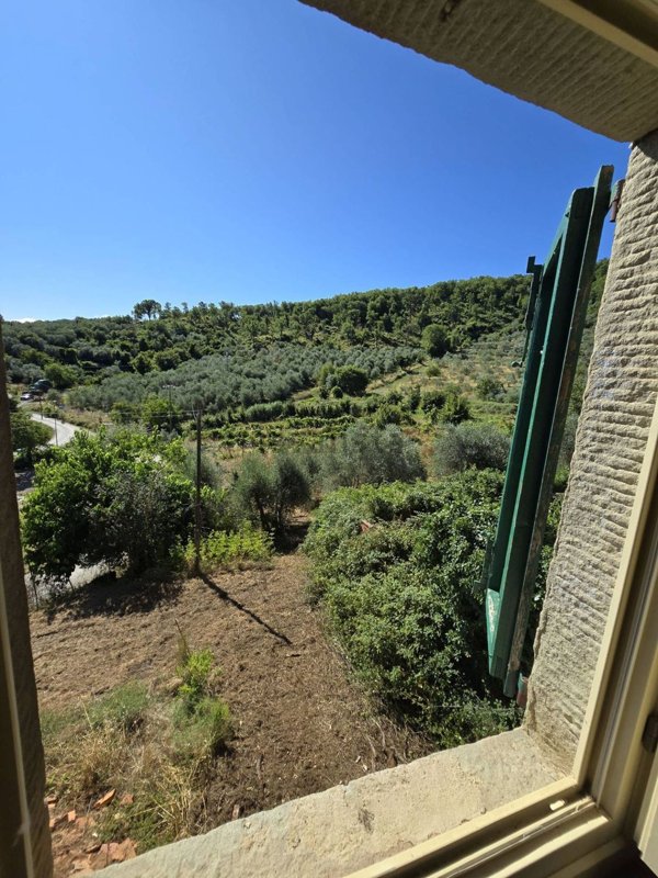 casa indipendente in vendita a Cavriglia