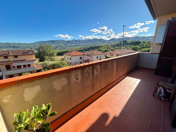 appartamento in vendita a Cavriglia in zona Meleto