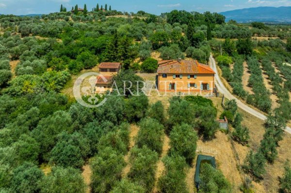 casa indipendente in vendita a Cavriglia