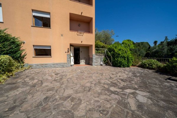 casa indipendente in vendita a Cavriglia