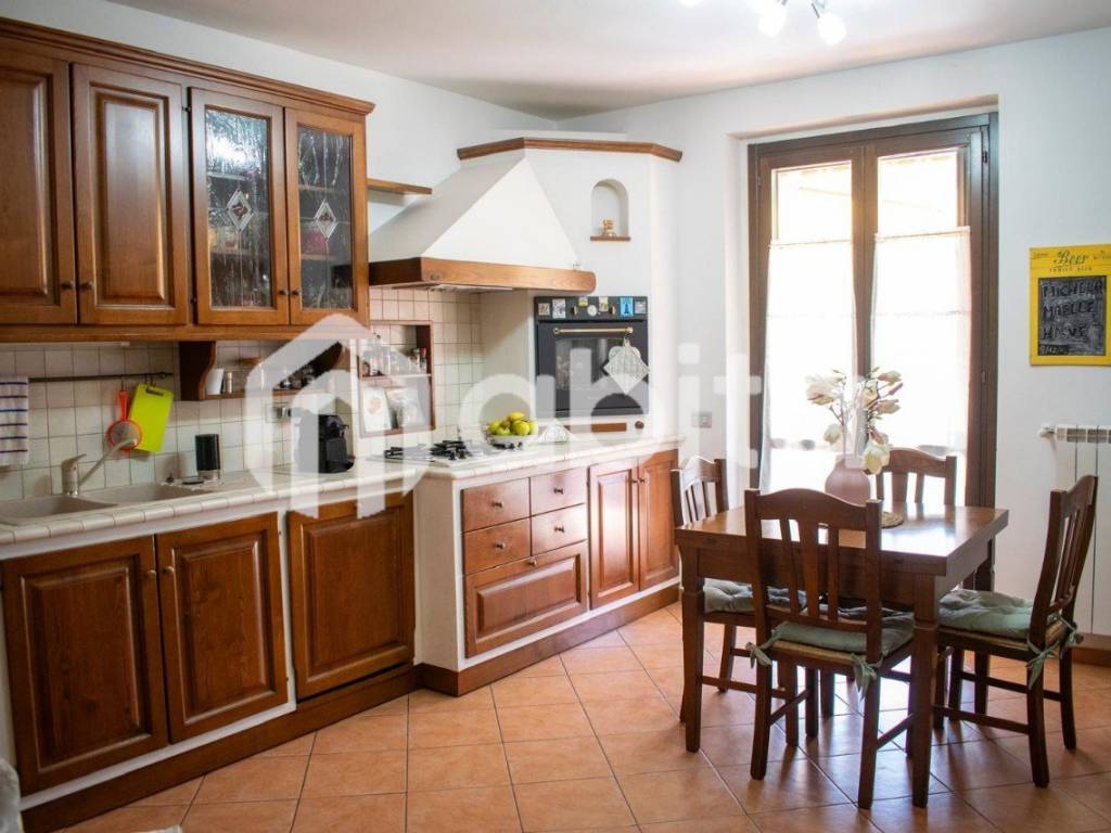 appartamento in vendita a Cavriglia in zona Vacchereccia