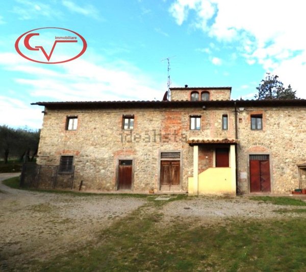 casa indipendente in vendita a Cavriglia