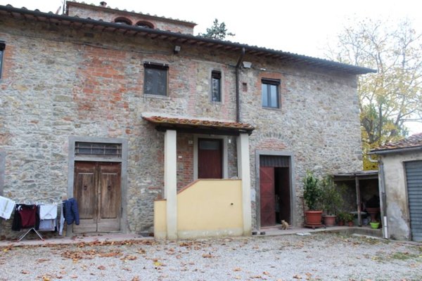 casa indipendente in vendita a Cavriglia
