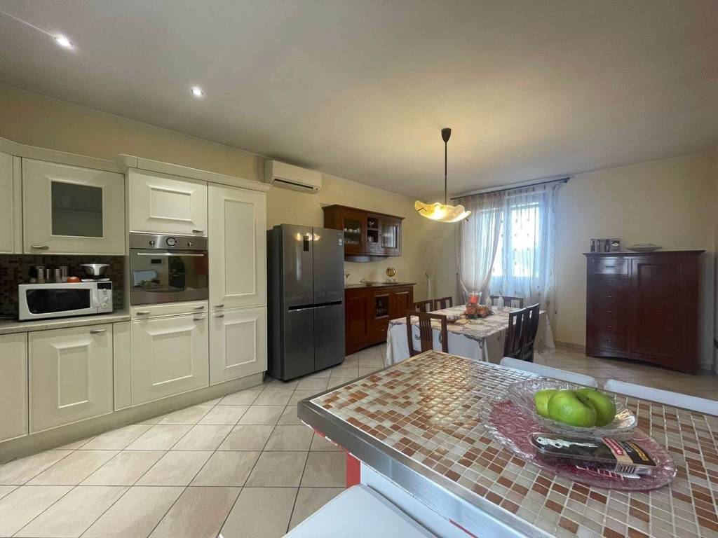 casa indipendente in vendita a Cavriglia in zona Neri