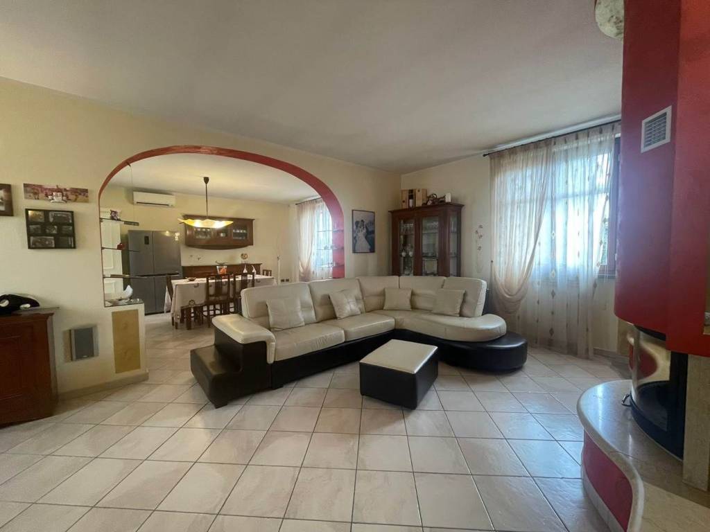appartamento in vendita a Cavriglia in zona Neri