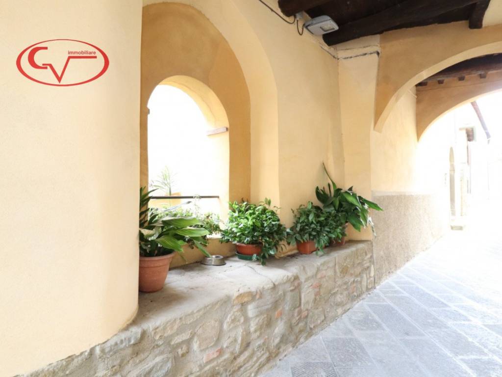appartamento in vendita a Cavriglia in zona Montegonzi