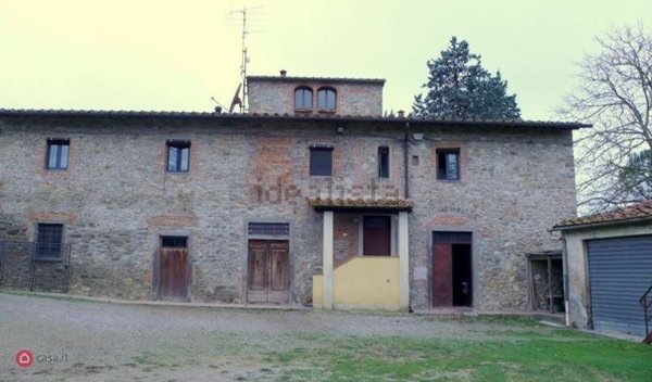 casale in vendita a Cavriglia