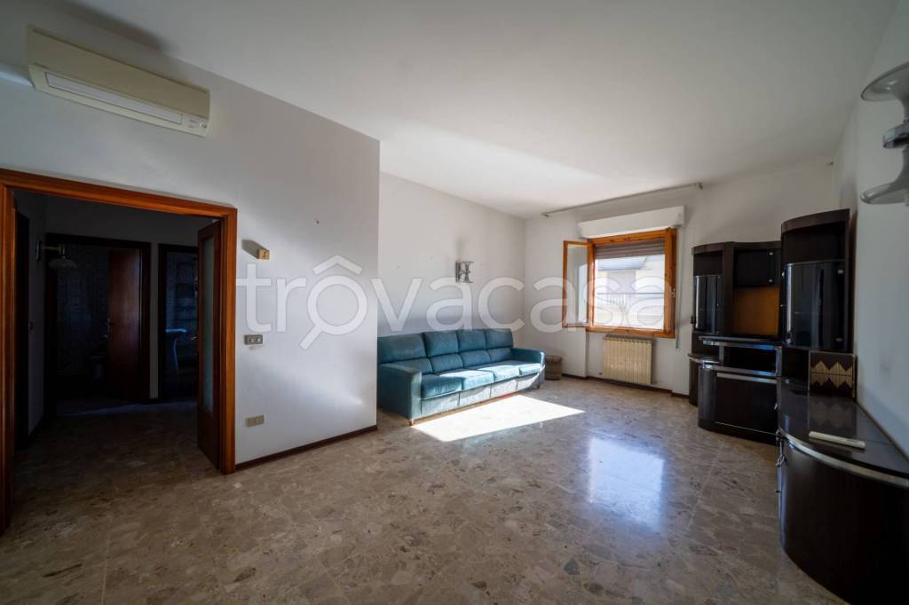 appartamento in vendita a Cavriglia in zona Castelnuovo dei Sabbioni