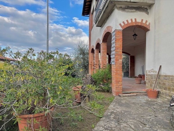 casa indipendente in vendita a Cavriglia
