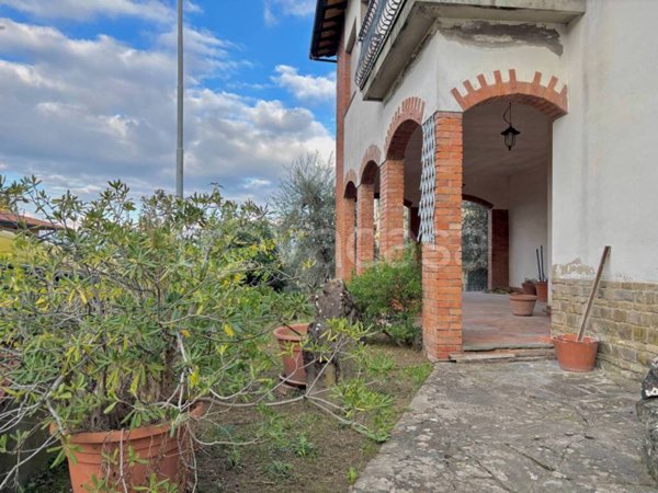 casa indipendente in vendita a Cavriglia