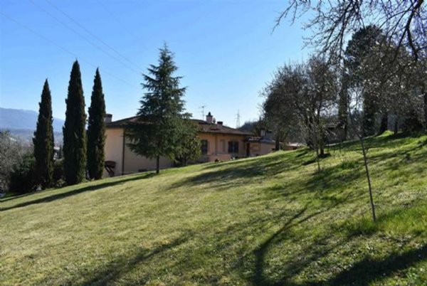 casa indipendente in vendita a Cavriglia