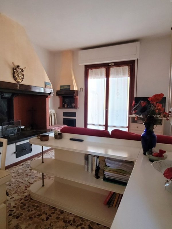 casa indipendente in vendita a Cavriglia