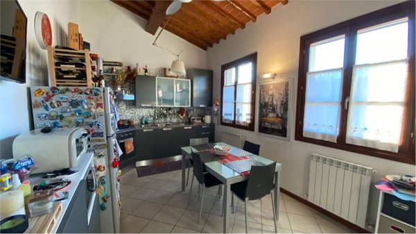 appartamento in vendita a Cavriglia in zona Santa Barbara