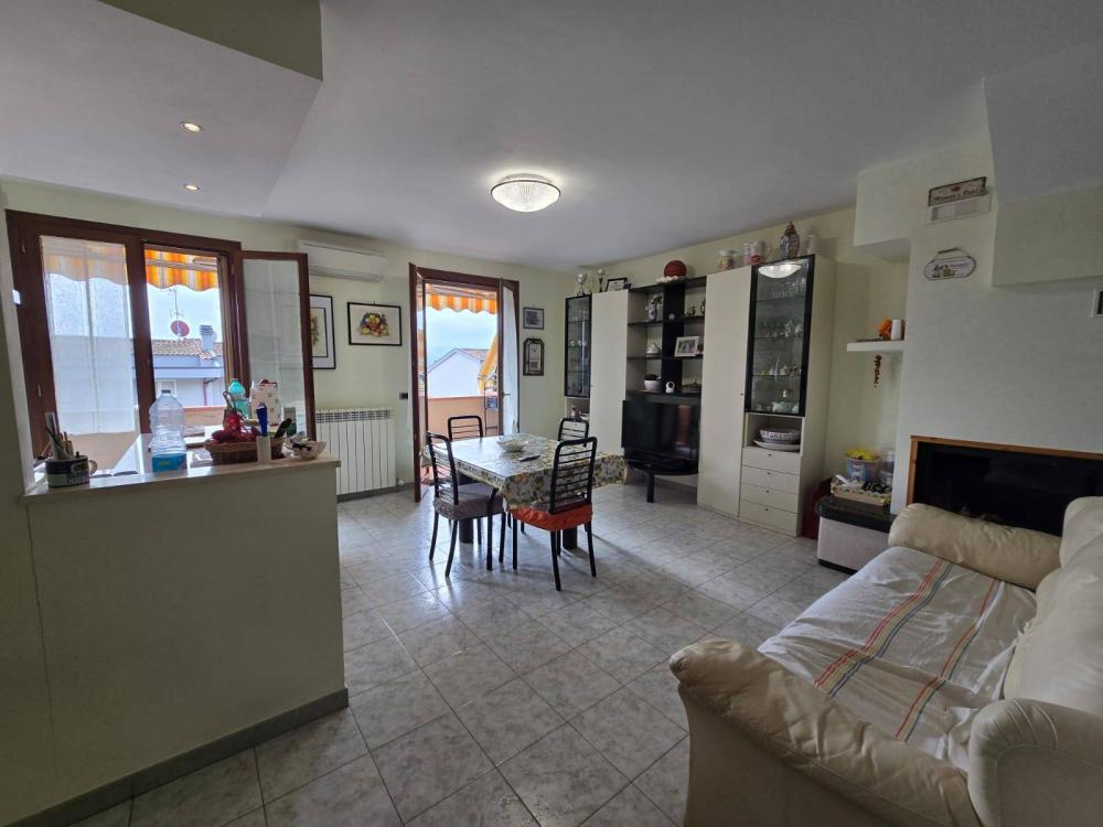 appartamento in vendita a Cavriglia in zona Meleto