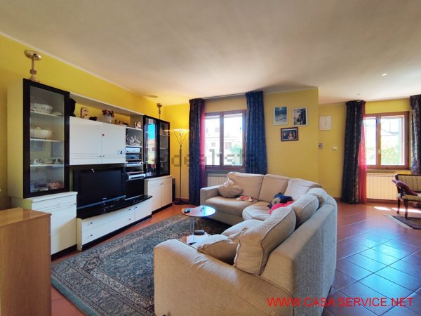 casa indipendente in vendita a Cavriglia