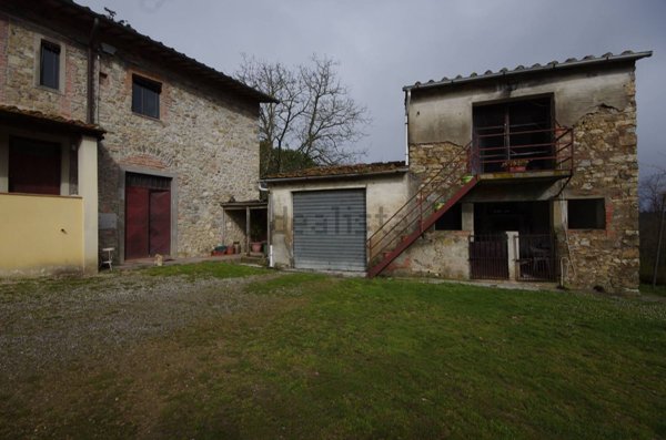 casa indipendente in vendita a Cavriglia