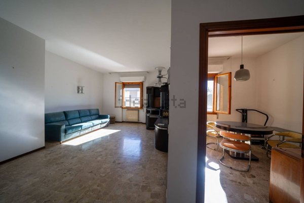 appartamento in vendita a Cavriglia in zona Castelnuovo dei Sabbioni