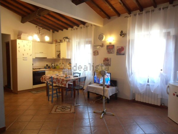 appartamento in vendita a Cavriglia in zona Meleto