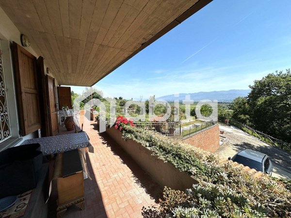 casa indipendente in vendita a Cavriglia in zona Montegonzi