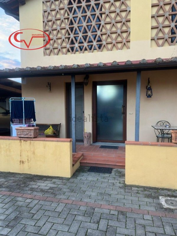 casa indipendente in vendita a Cavriglia