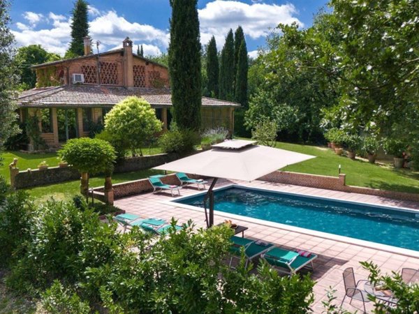 casa indipendente in vendita a Cavriglia