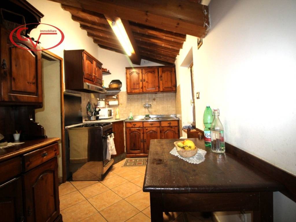 casa indipendente in vendita a Cavriglia