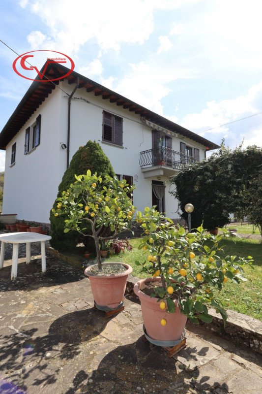 casa indipendente in vendita a Cavriglia in zona Neri