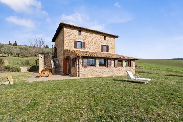 casa indipendente in vendita a Cavriglia