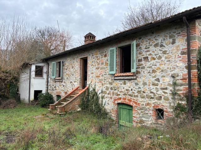 casa indipendente in vendita a Cavriglia
