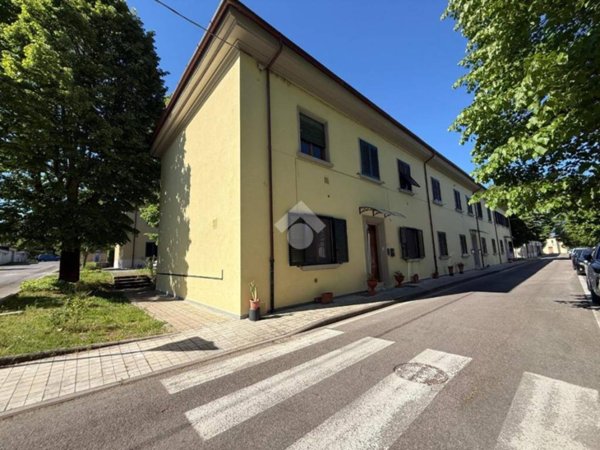 appartamento in vendita a Cavriglia in zona Santa Barbara