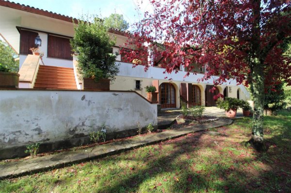 casa indipendente in vendita a Cavriglia