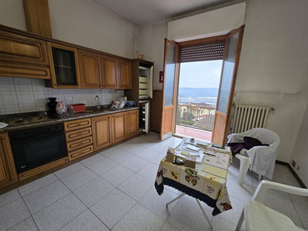 appartamento in vendita a Cavriglia in zona Meleto