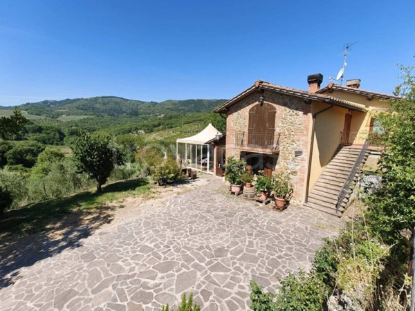 casa indipendente in vendita a Cavriglia