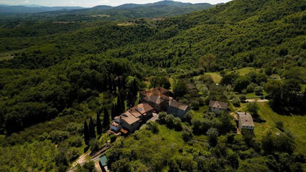 casale in vendita a Cavriglia