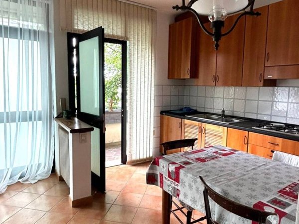 casa indipendente in vendita a Chitignano
