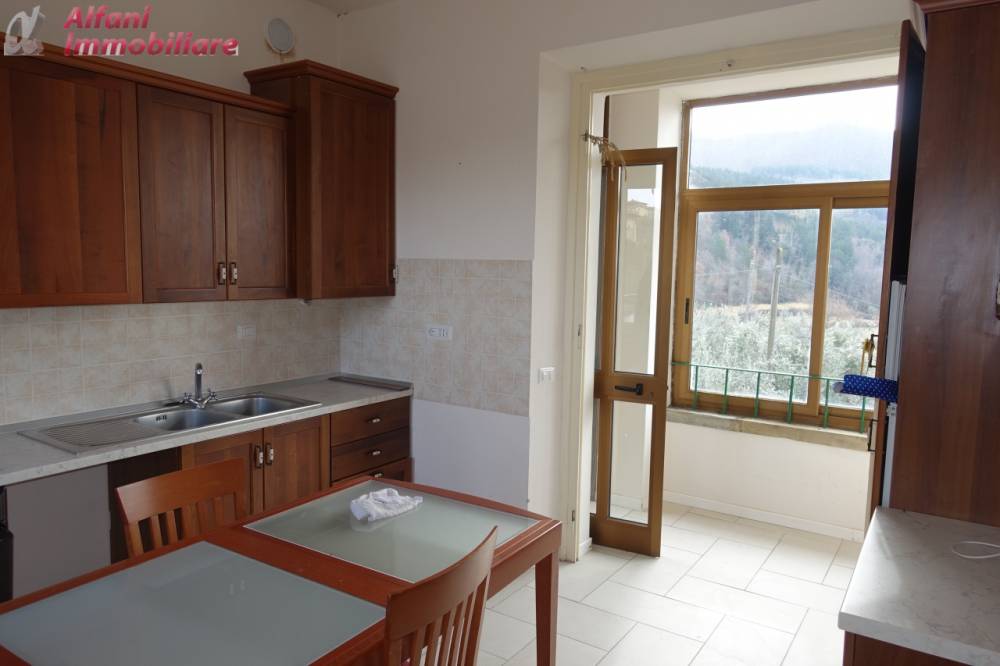casa indipendente in vendita a Chitignano